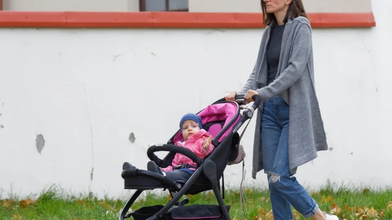 Bakalu Nicekids Seledynowo Czarny Głęboko Spacerowy + Fotelik