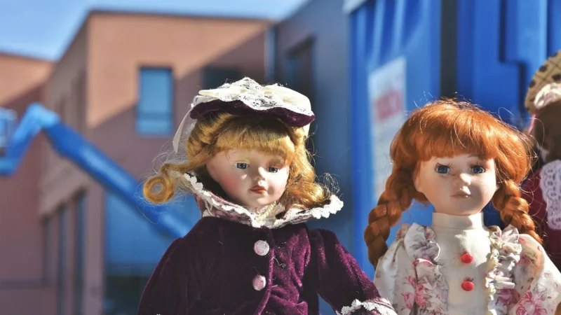 Barbie Color Reveal Bobas Kolorowa syrenka Lalka Ast. HCC97