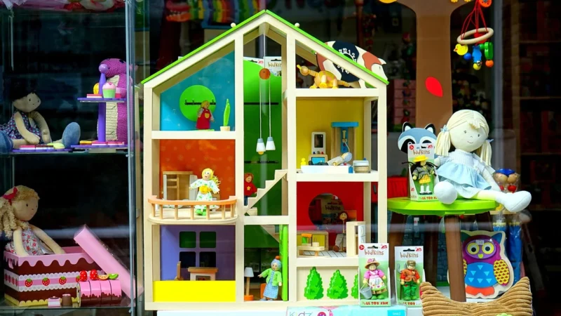 Cocomelon Domek Family House 2 Figurki + Akcesoria
