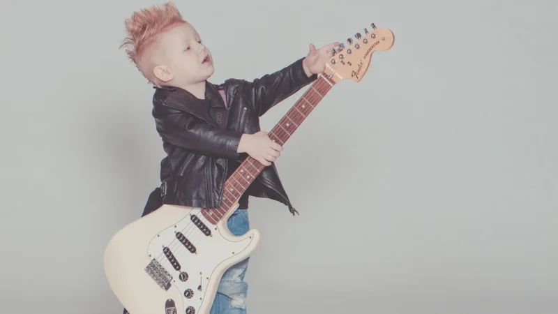 Fisher-Price Gitara maluszka DFP21