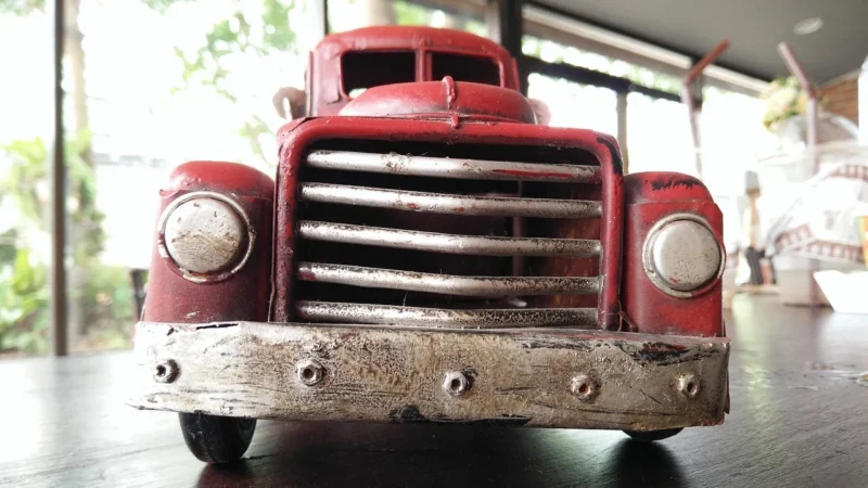 Leantoys Zestaw Pojazdów Czerwony Monster Truck Czarne Bmw Laweta 58 Cm