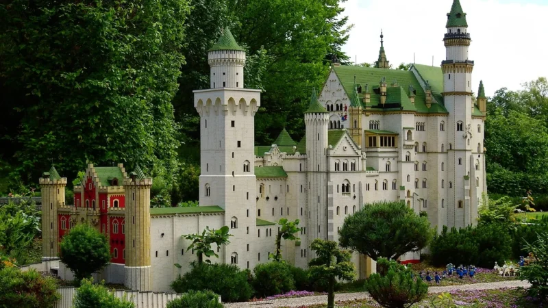 LEGO Disney 10780 Miki i przyjaciele — obrońcy zamku