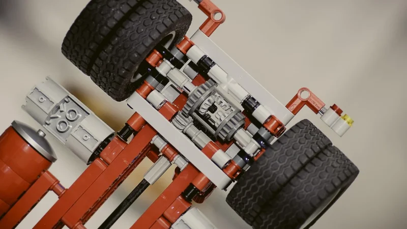 LEGO Technic 42137 Formula E Porsche 99X Electric