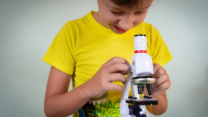 Lisciani Crazy Science Laboratorium Wybuchowych Eksperymentów