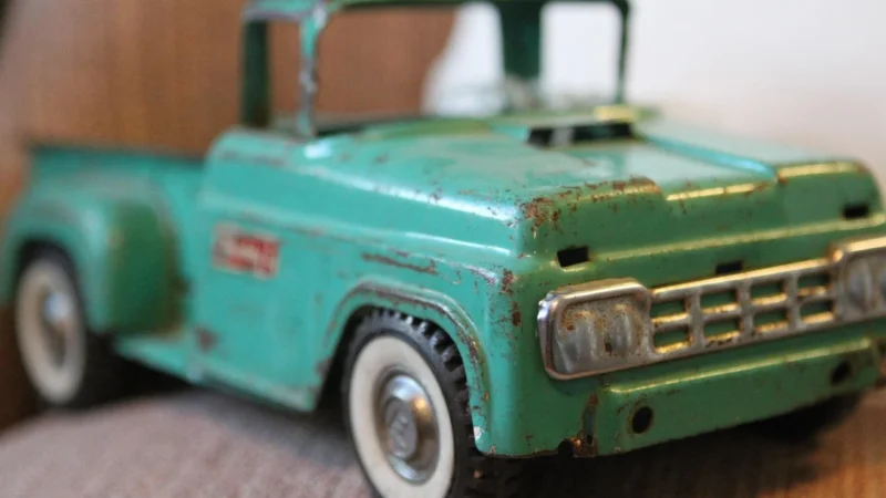 Mattel Disney Auta Cieżarowka Maniek GKR37
