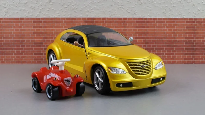 Mattel Disney Auta Golden Mcqueen Złoty Zygzak Gyg27