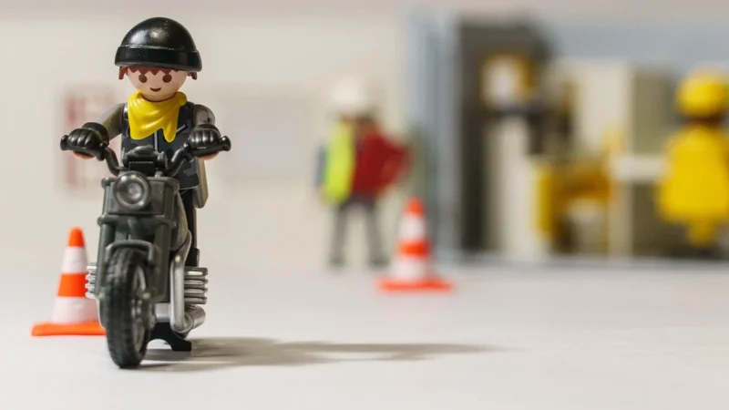 Playmobil 70204 Motocyklista Z Motorem