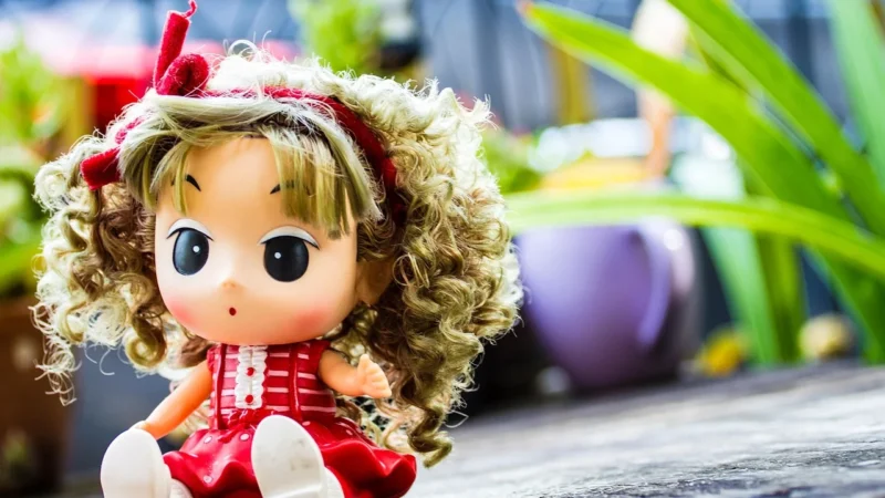 Rainbow High Kia Hart Fashion Doll Love Heart Exclusive 422792