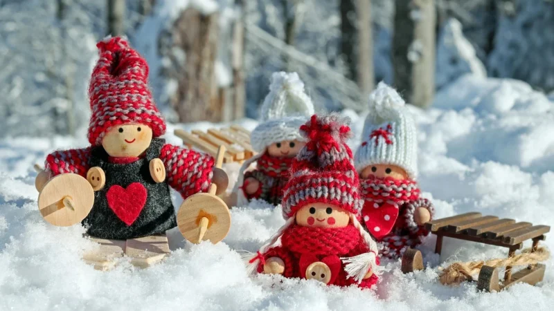 Rainbow High lalka Ruby Anderson Winter Break 574286