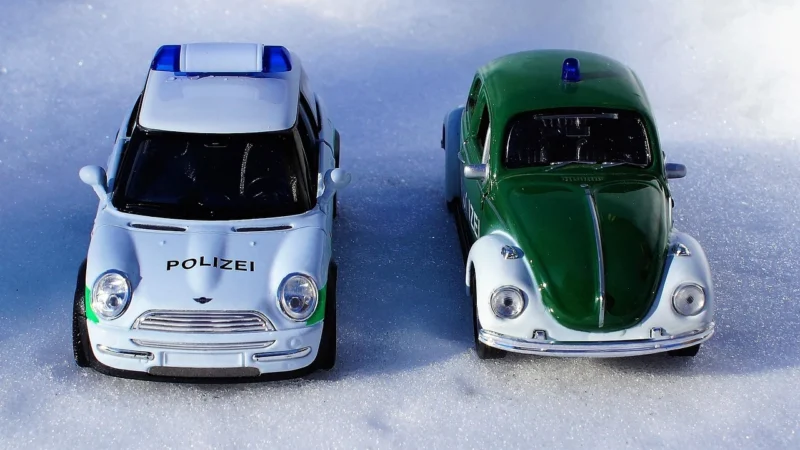 VTech Tut Tut Autko Policja 60557